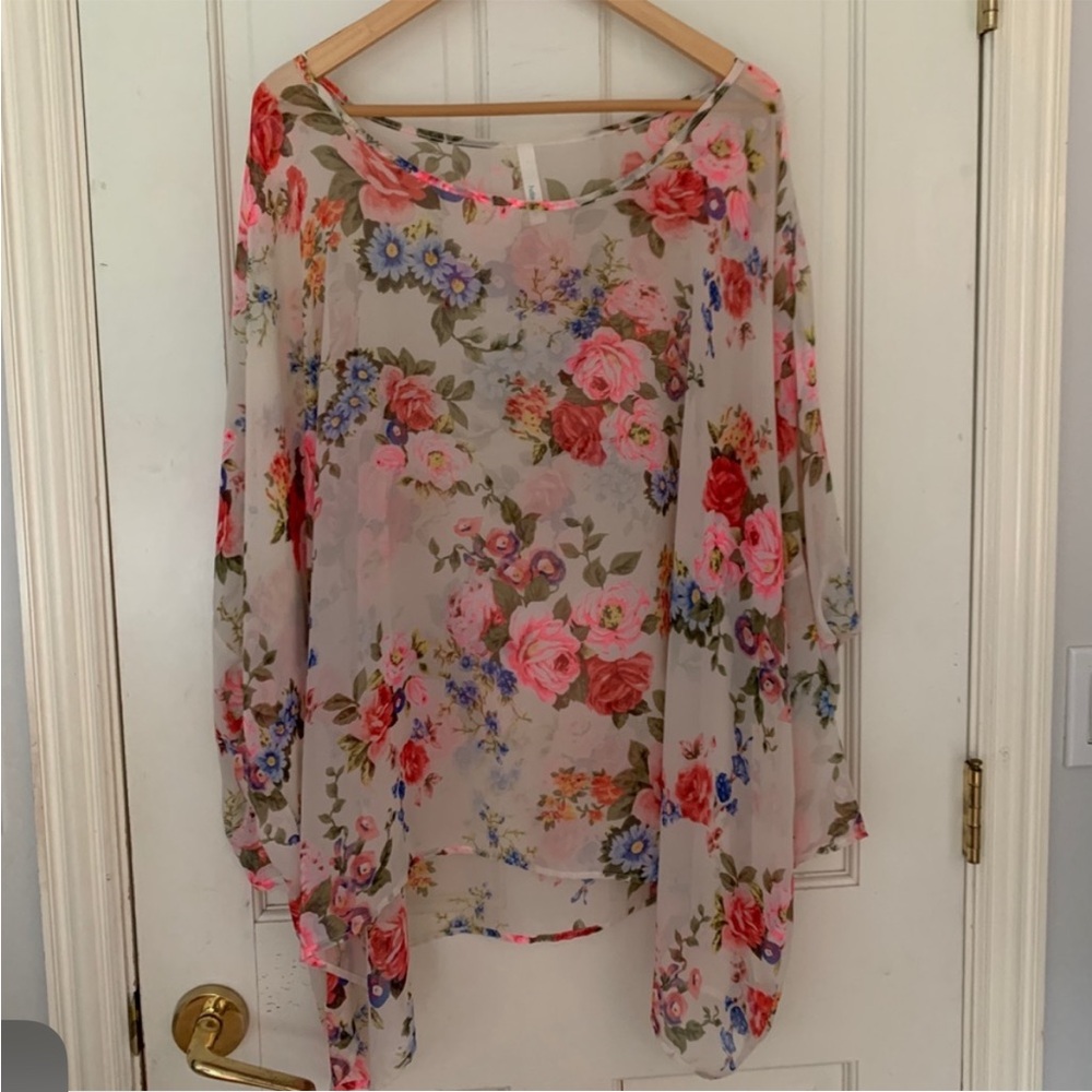 Sheer Bat Wing Tunic With Flower Pattern